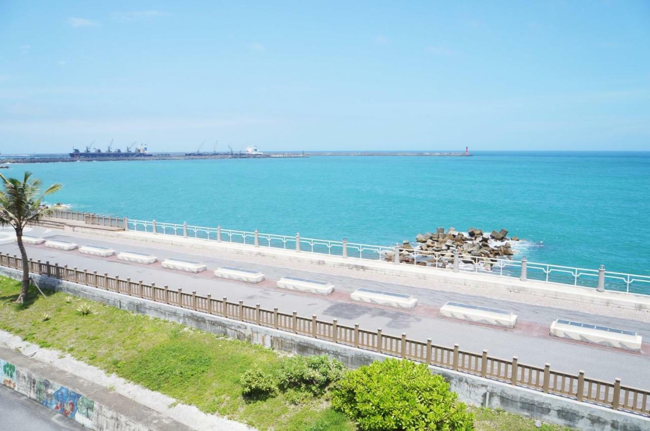 36 Lighthouse Bed and Breakfast Hualien Buitenkant foto
